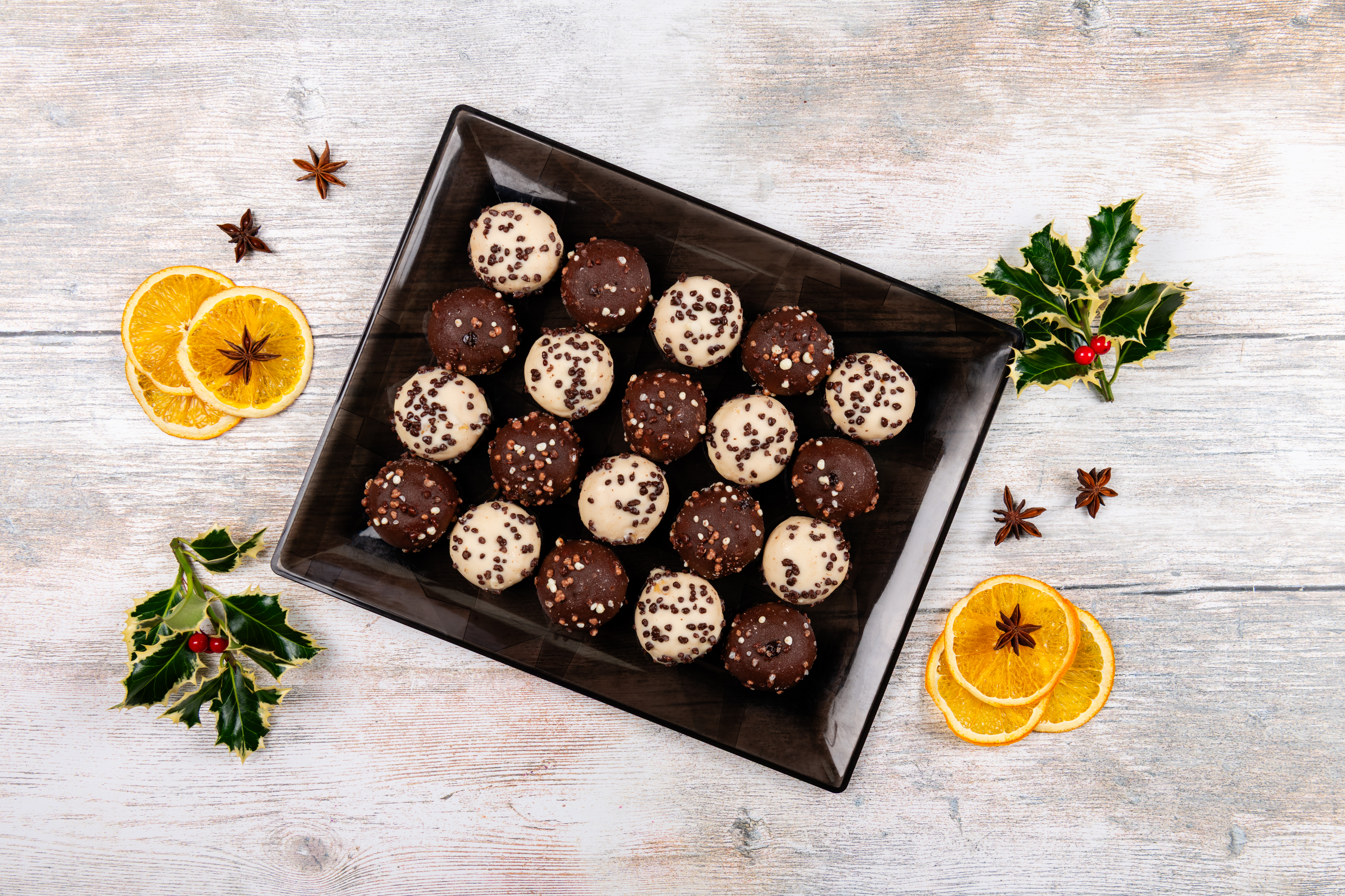 Festive Popdot Selection - Serves 10